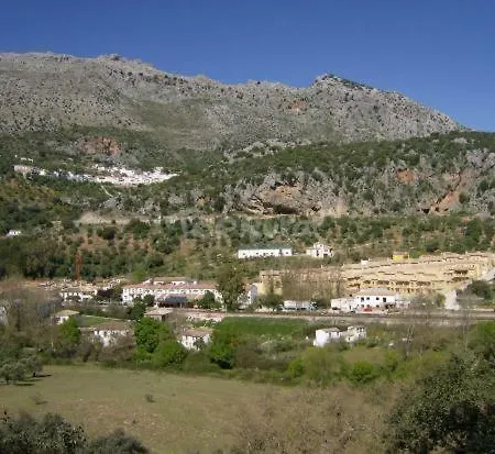 Casa Estacion De * Benaoján